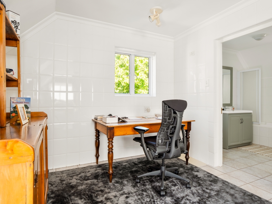 7 Bedroom Property for Sale in Belvidere Estate Western Cape